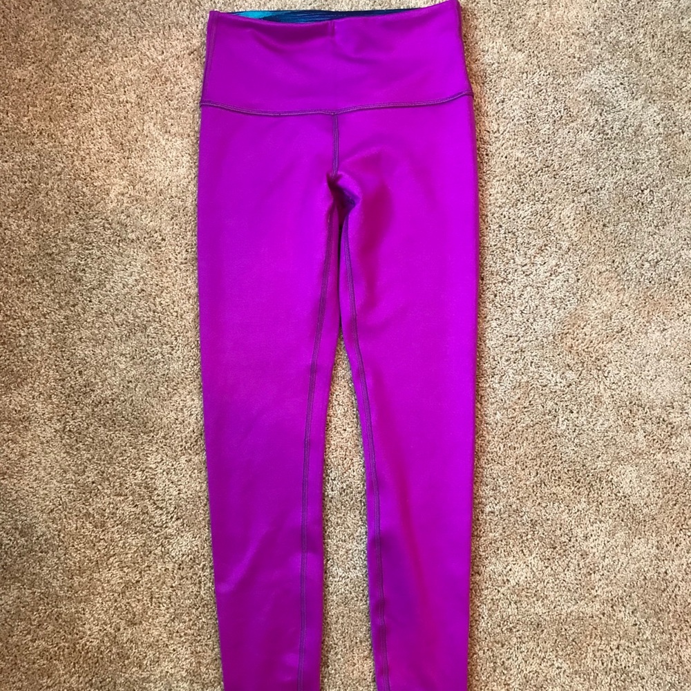 Girls Ivivva Reversible Leggings. (Girls Size 14)